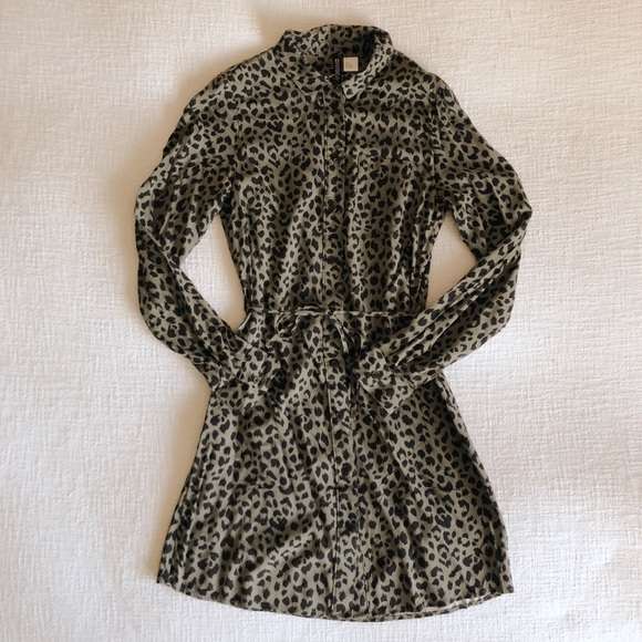 H&M Dresses & Skirts - H&M button down shirt dress